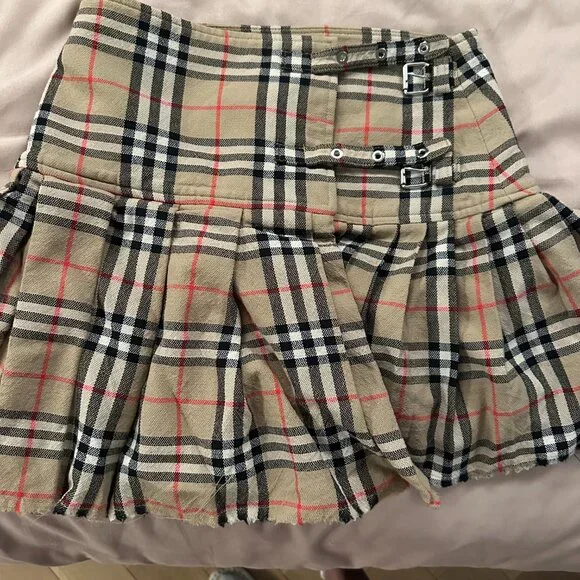 Burberry skirt - Picture 6 of 6